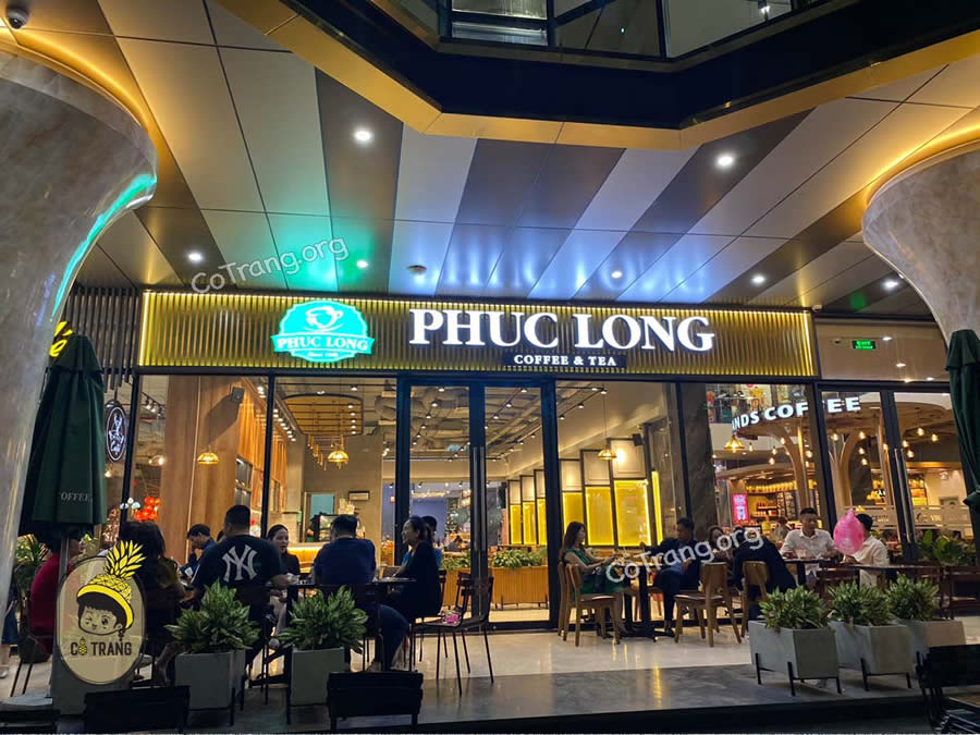 Phuc Long Coffee & Tea