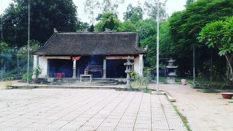 Đền Quả Sơn ở Đô Lương Nghệ An thờ Uy Minh Vương Lý Nhật Quang