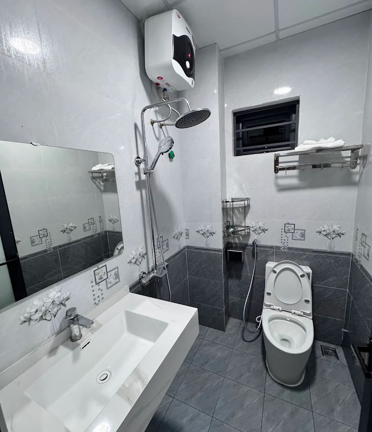 Nh&agrave; nghỉ kh&aacute;ch sạn hotel KCN Vsip Hưng Nguy&ecirc;n Nghệ An